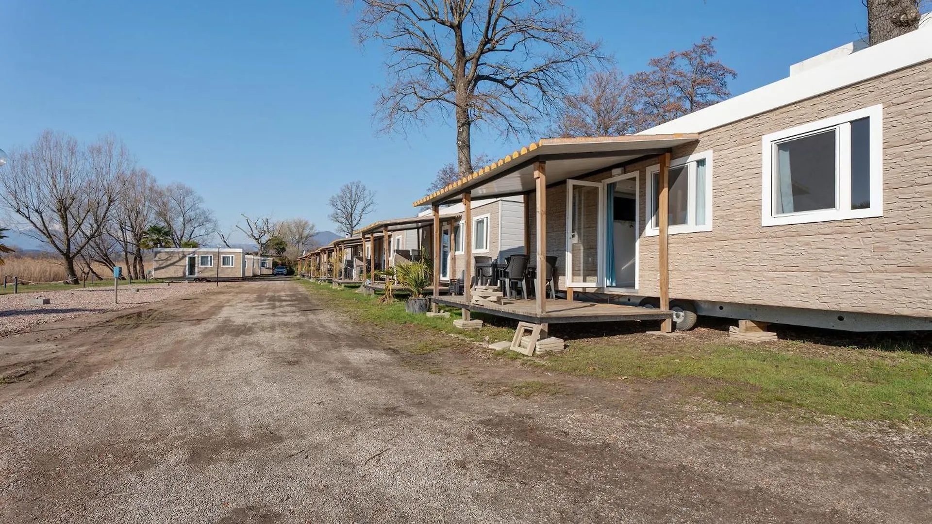 Dkamping Village Ispra